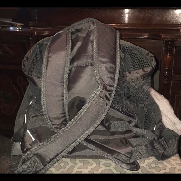 NEW (no tags) PoochPouch Front Carrier by Outward Hound - Picture 6 of 6